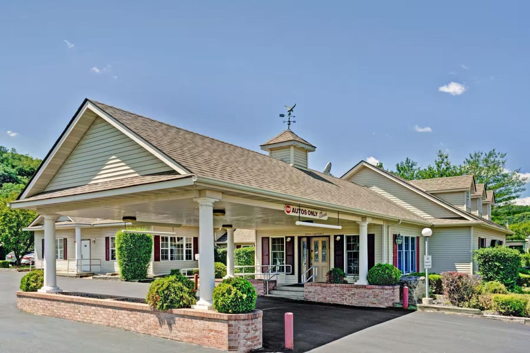 Travelodge By Wyndham Red Wing Extérieur photo