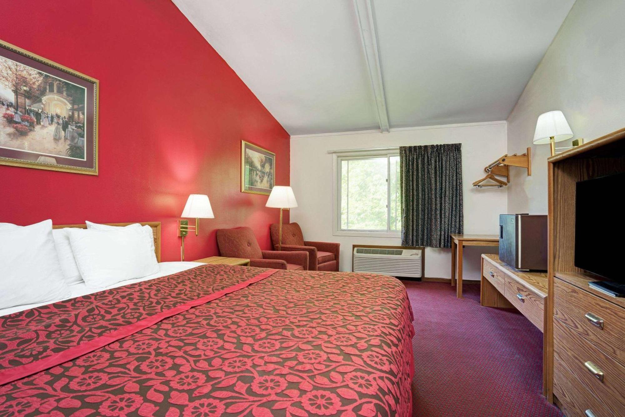 Travelodge By Wyndham Red Wing Extérieur photo